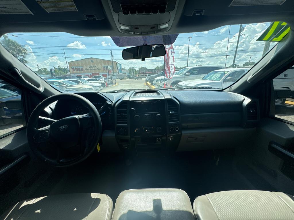 2017 Ford F350 - $24,995