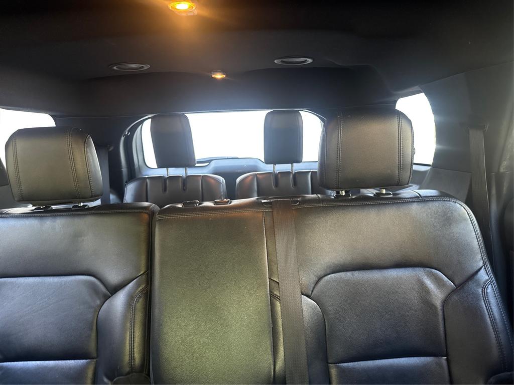 2018 Ford Explorer - $11,995