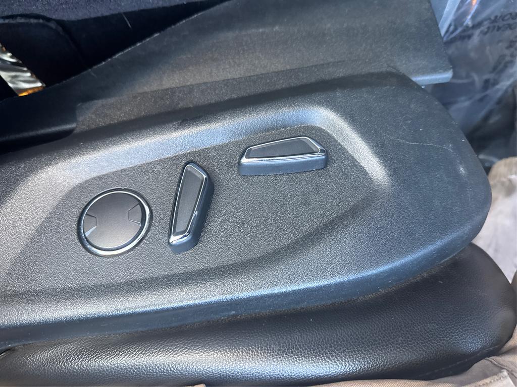 2018 Ford Explorer - $11,995