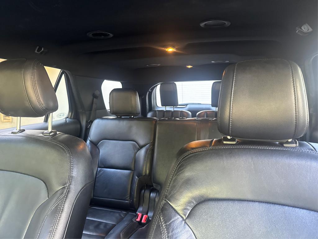 2018 Ford Explorer - $11,995
