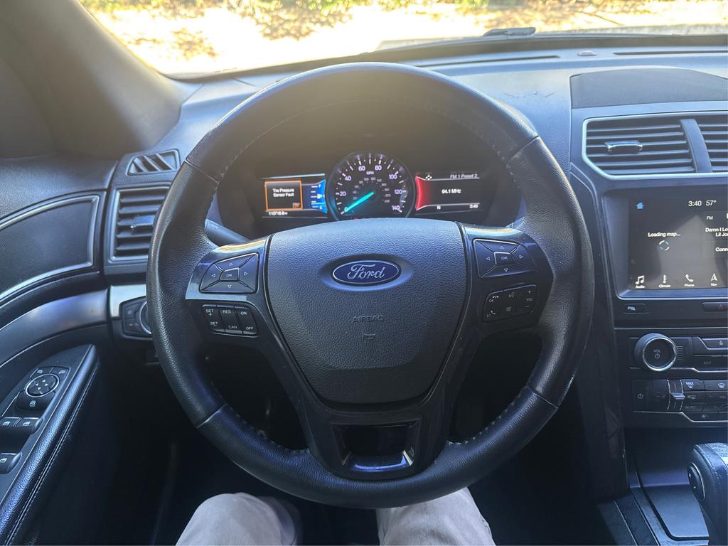 2018 Ford Explorer - $11,995