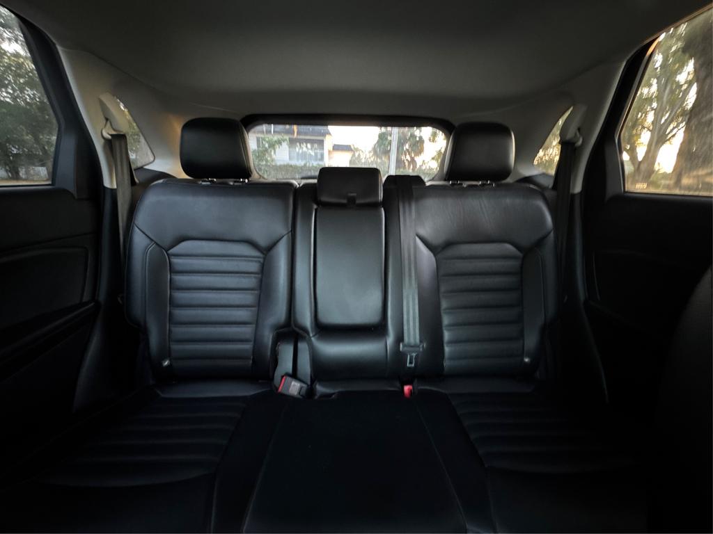 2016 Ford Edge - $8,995