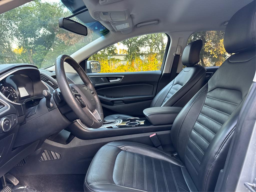 2016 Ford Edge - $8,995