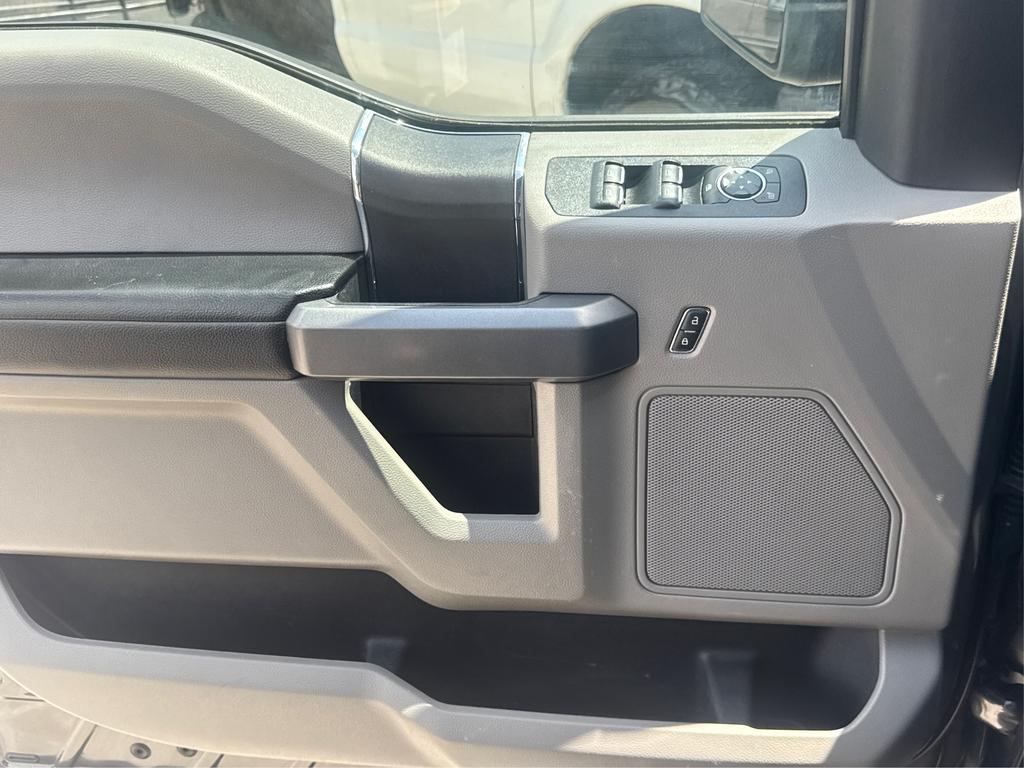 2019 Ford F-150 - $18,995
