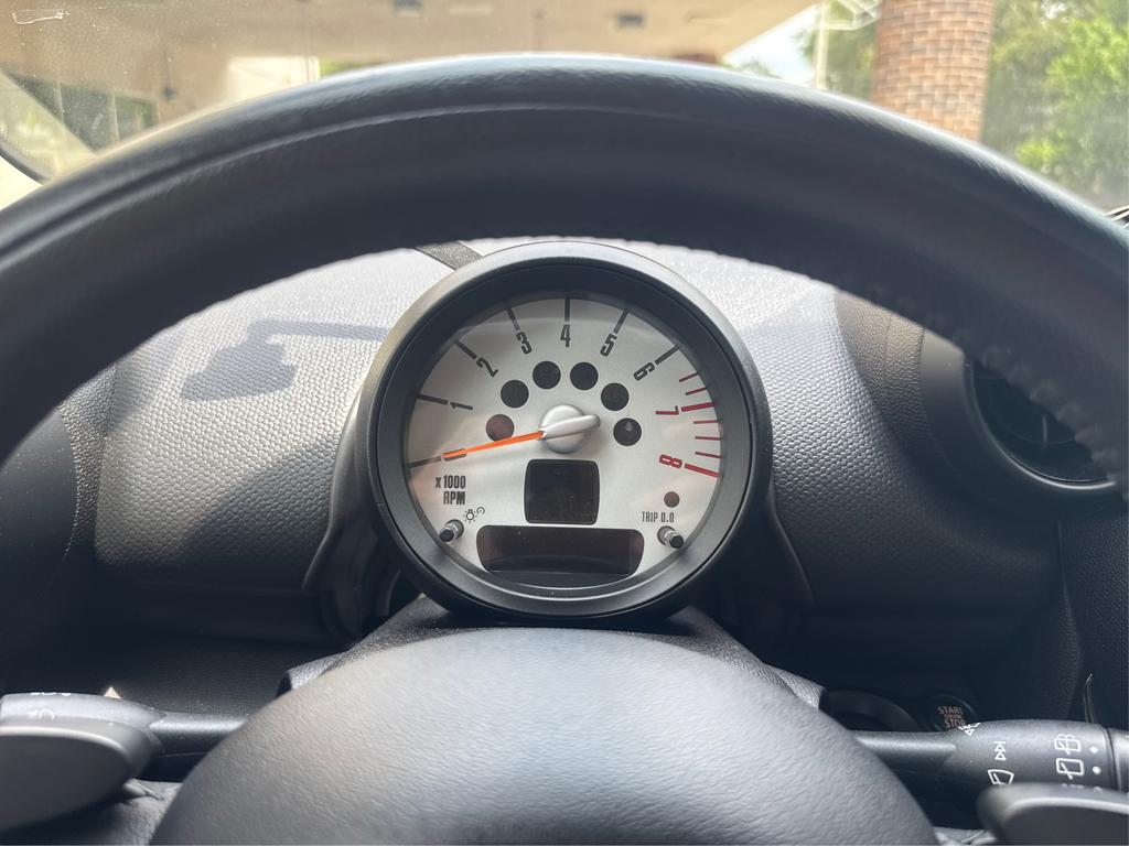 2013 MINI Countryman - $6,995