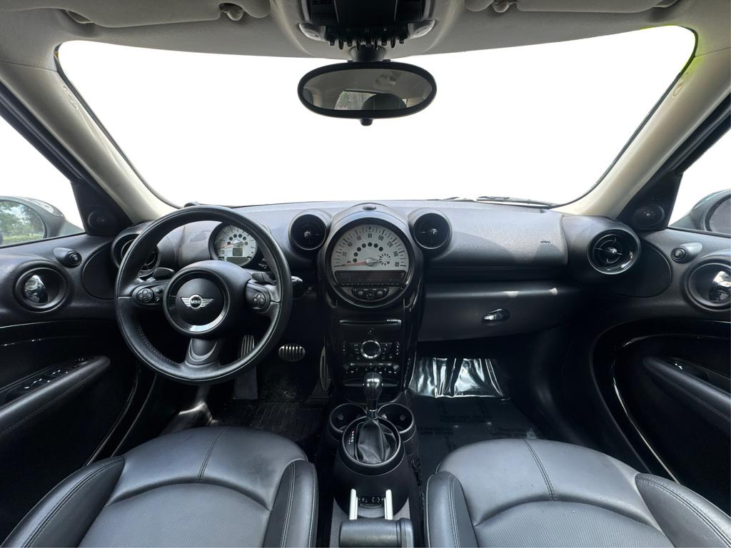 2013 MINI Countryman - $6,995