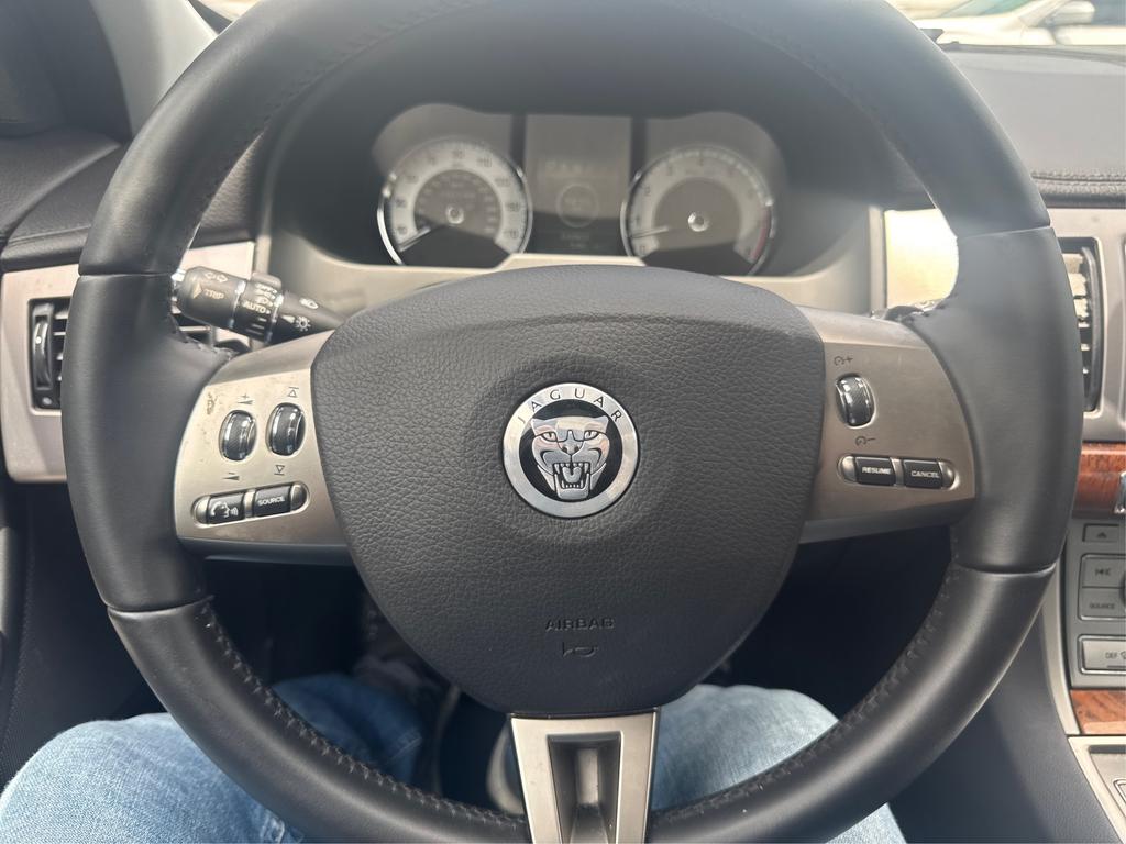 2011 Jaguar XF - $6,995