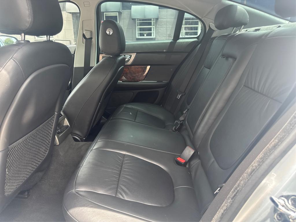 2011 Jaguar XF - $6,995