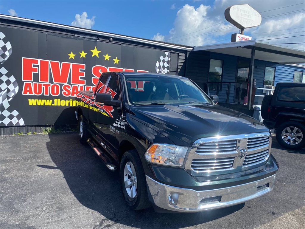 2016 RAM 1500 SLT photo