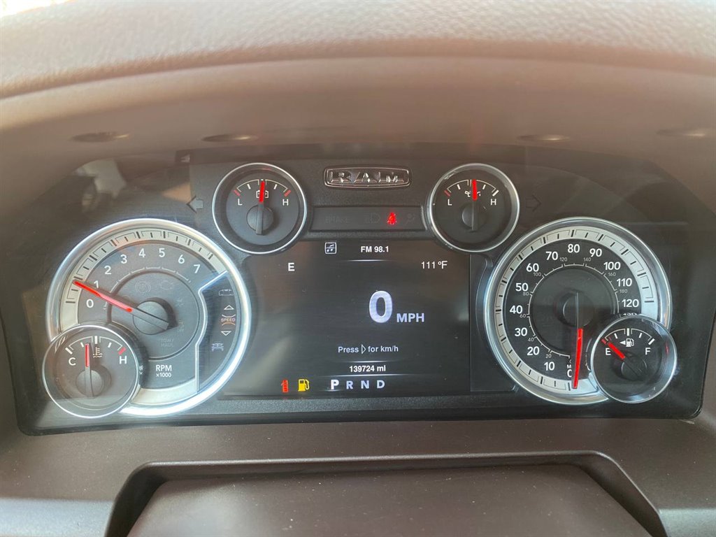 2016 RAM 1500 SLT photo