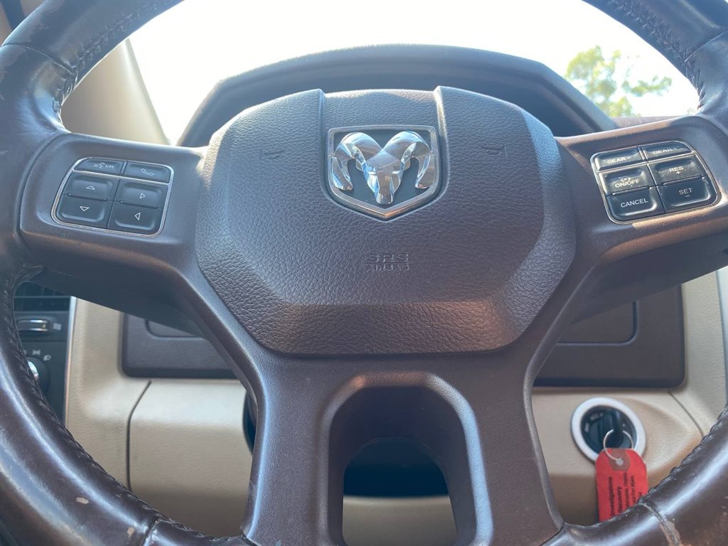 2016 RAM 1500 SLT photo
