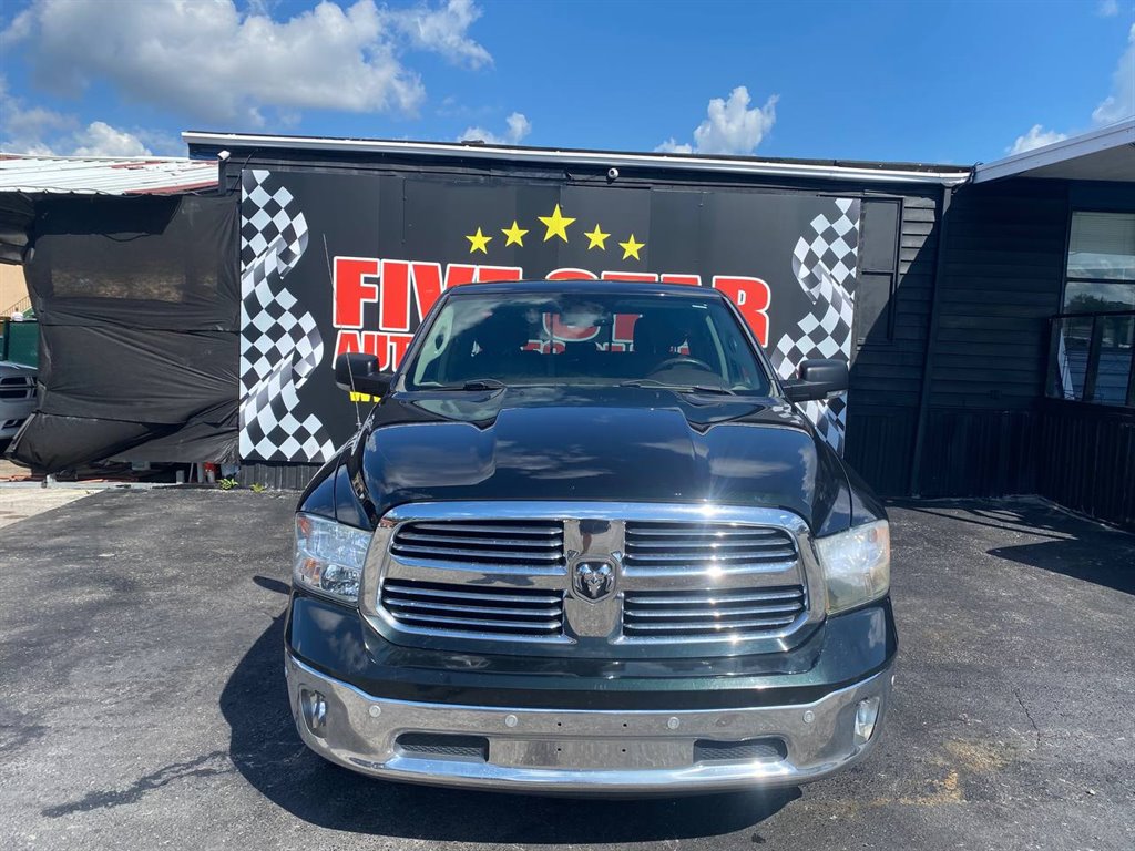 2016 RAM 1500 SLT photo