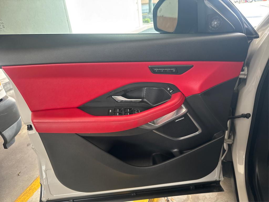 2018 Jaguar E-Pace P300 R-Dynamic S photo