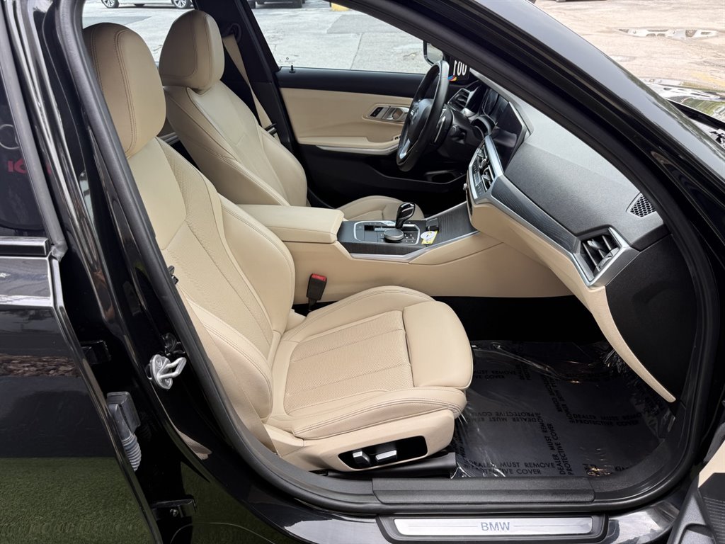 2022 BMW 330i - $25,995
