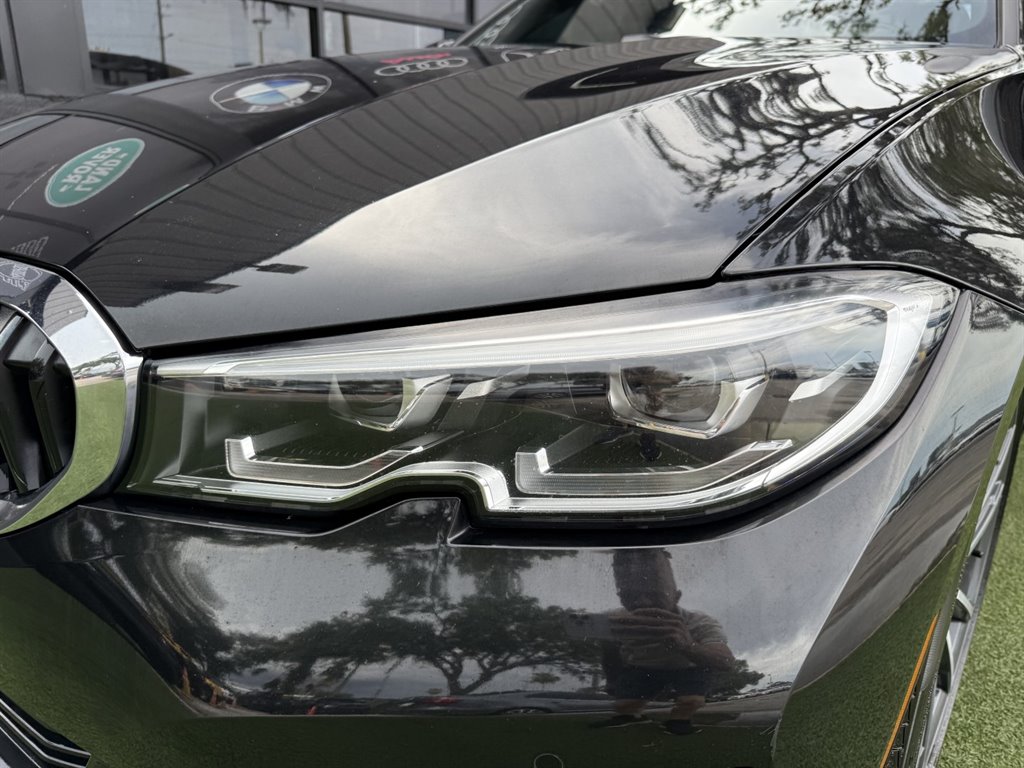 2022 BMW 330i - $25,995