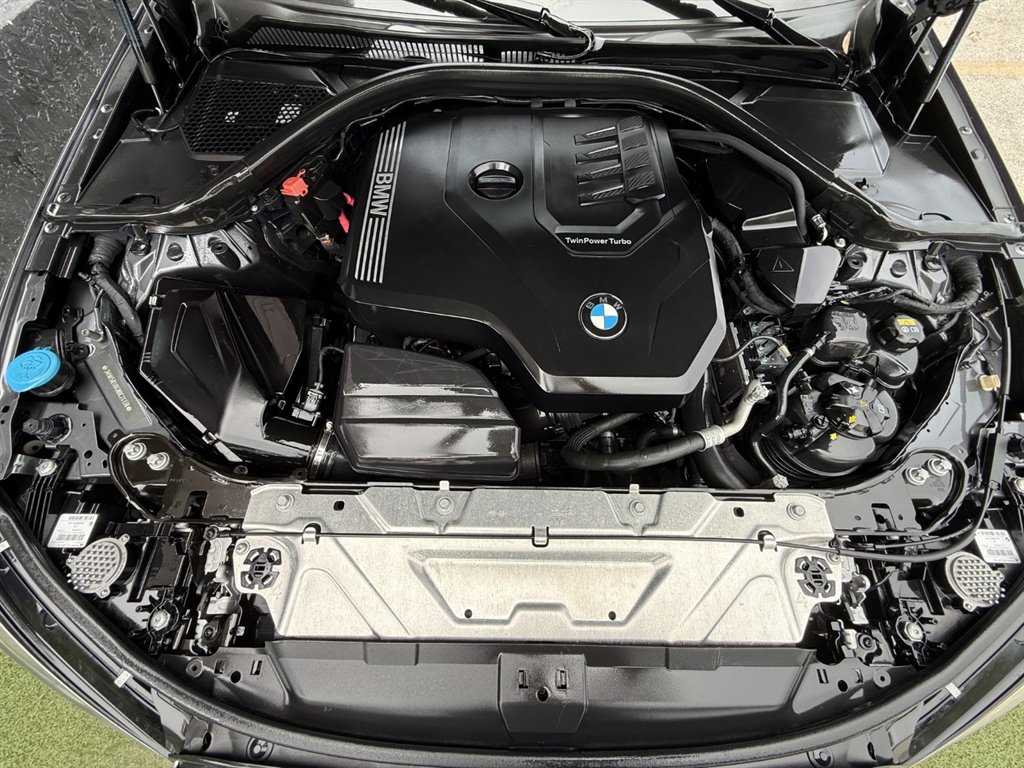 2022 BMW 330i - $26,995