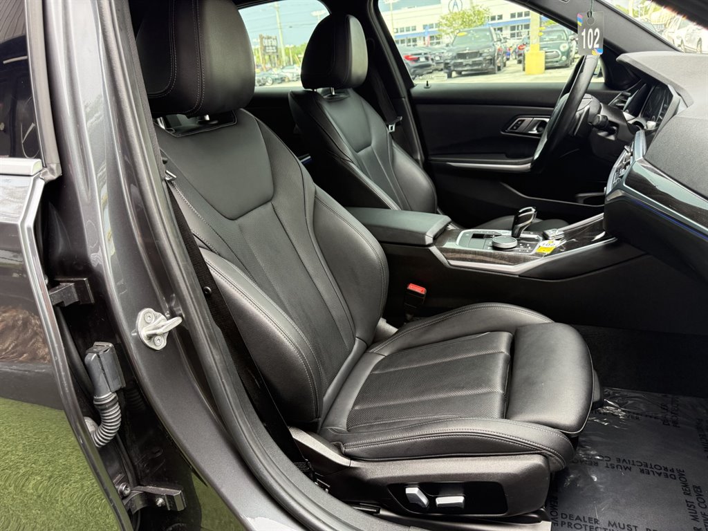 2022 BMW 330i - $26,995