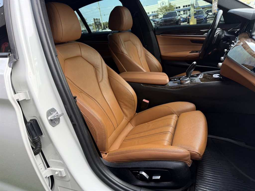 2019 BMW 540i - $19,995