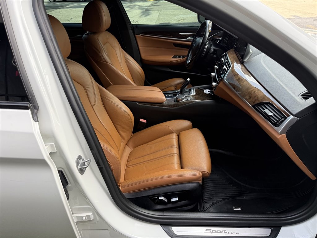 2019 BMW 540i - $19,995