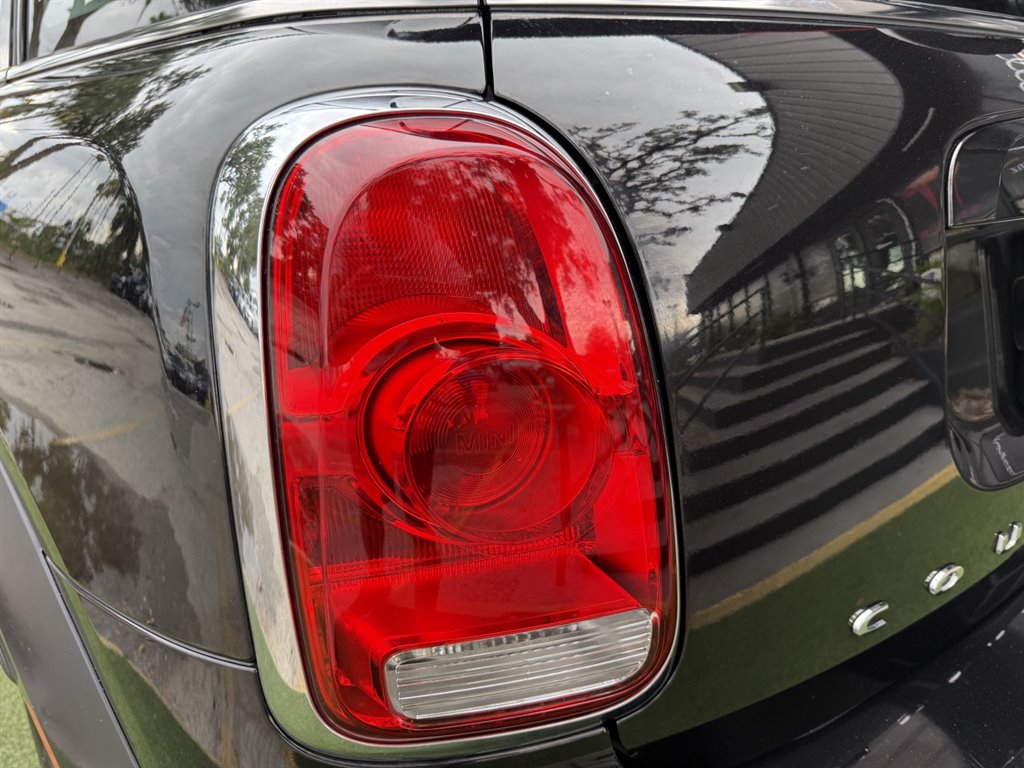 2020 MINI Countryman - $15,995