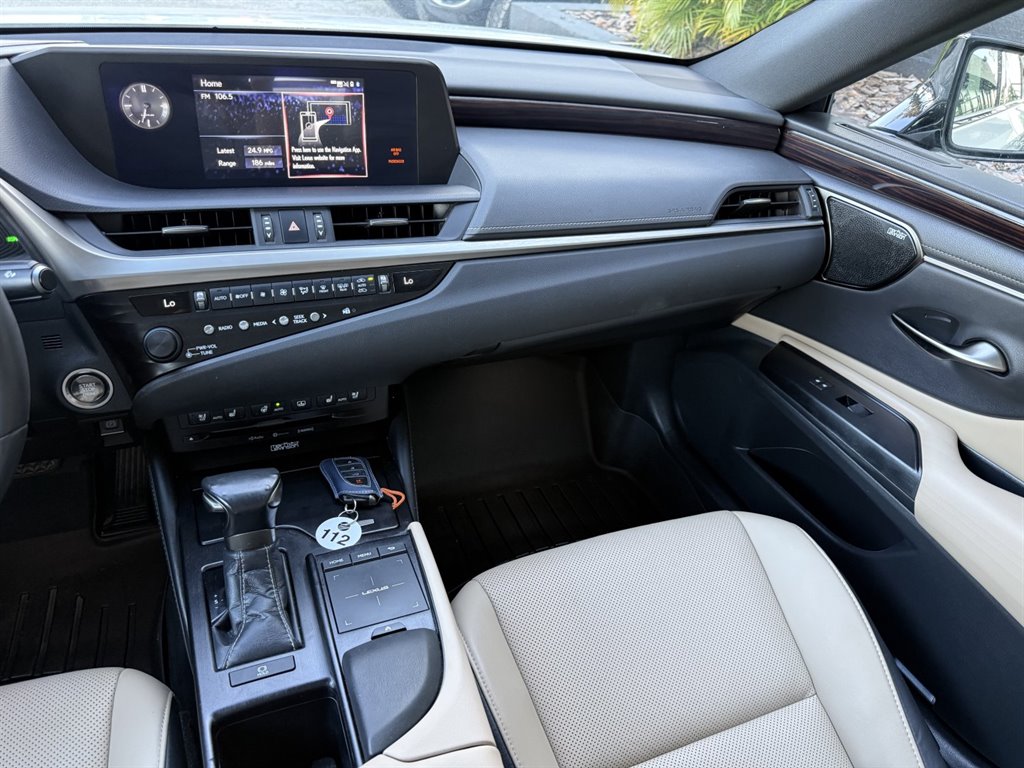2020 Lexus ES - $31,995