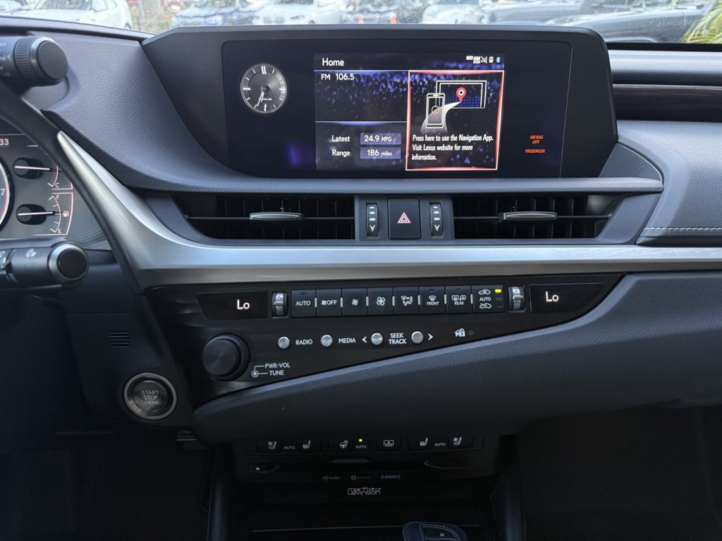 2020 Lexus ES - $31,995