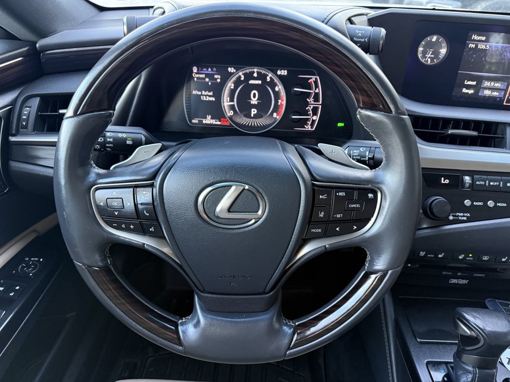 2020 Lexus ES - $31,995