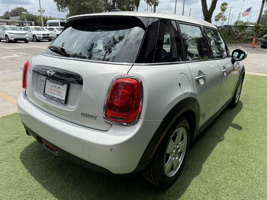 2018 MINI Hardtop - $12,995