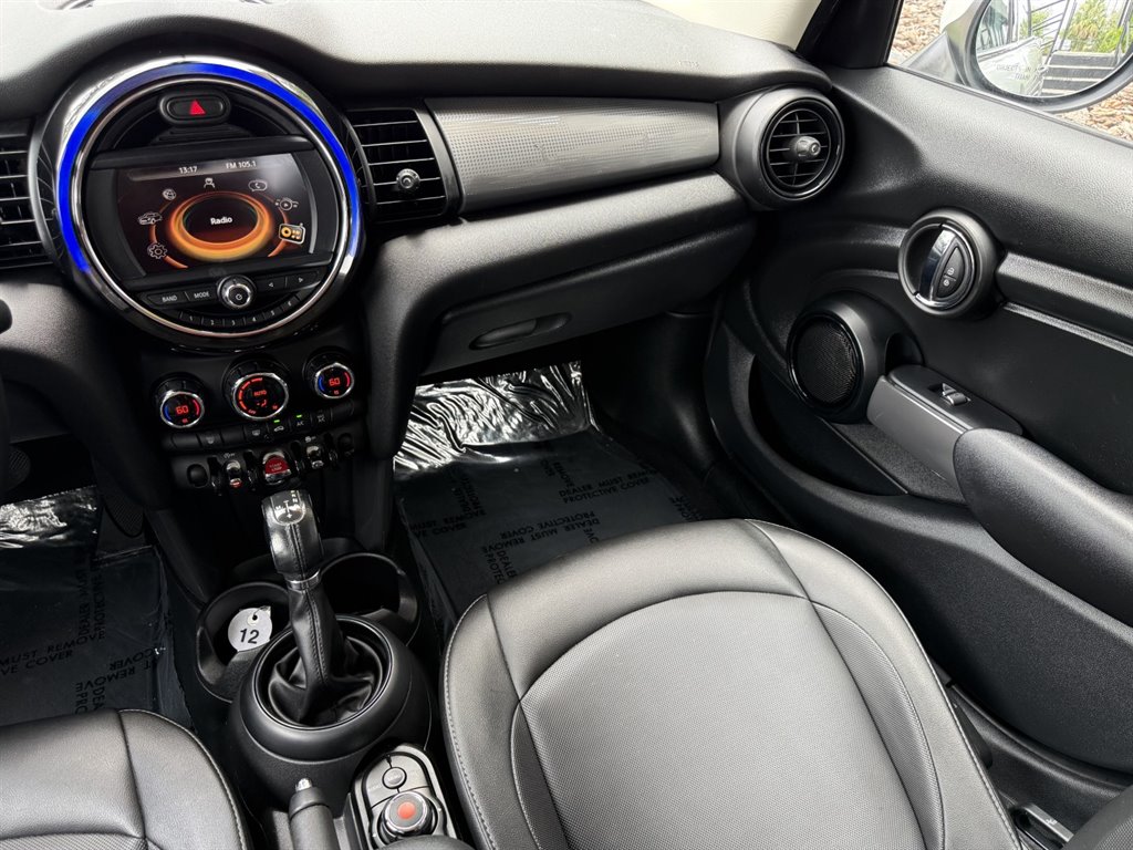 2018 MINI Hardtop - $12,995
