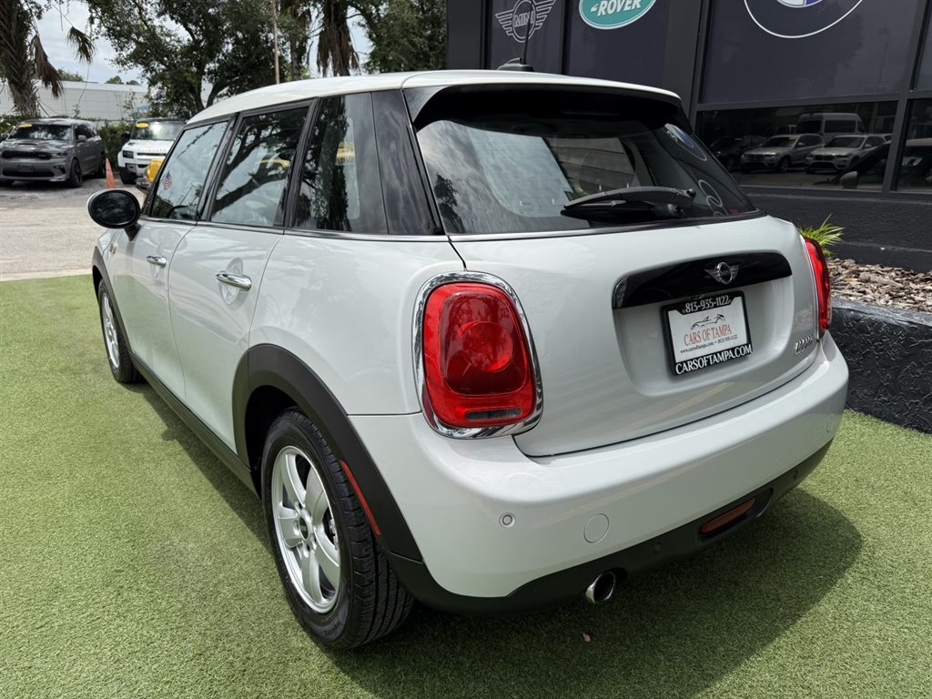 2018 MINI Hardtop - $12,995
