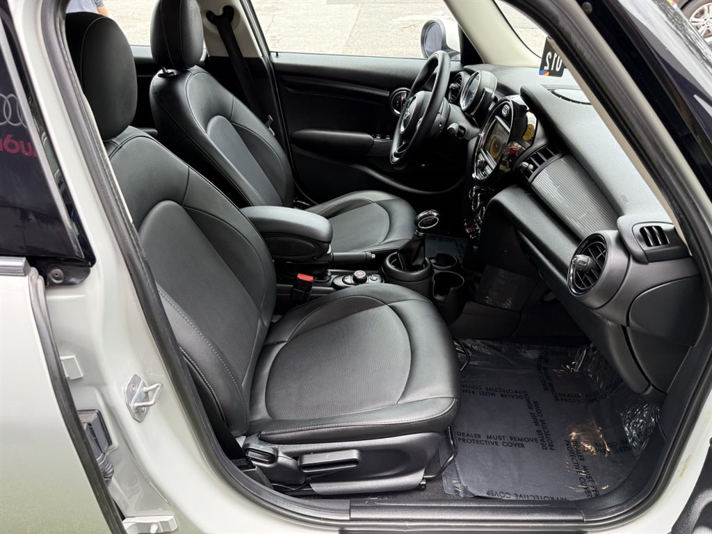 2018 MINI Hardtop - $12,995