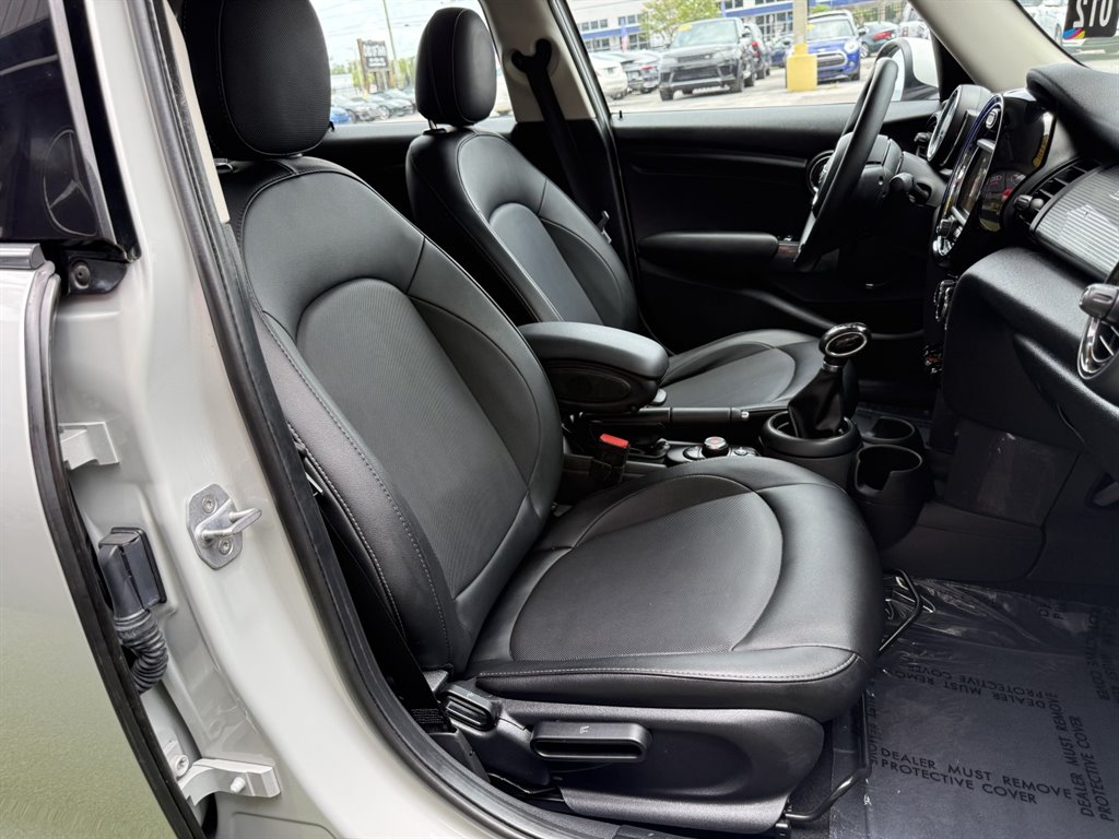 2018 MINI Hardtop - $12,995