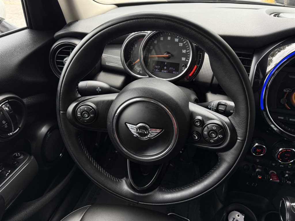 2018 MINI Hardtop - $12,995