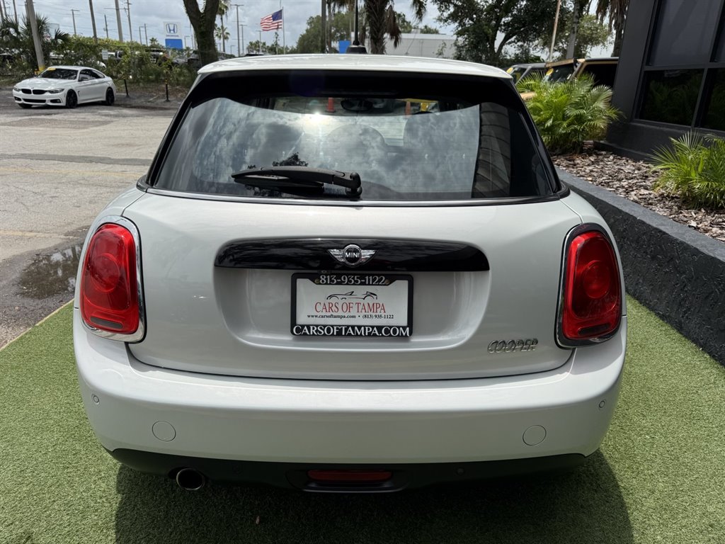 2018 MINI Hardtop - $12,995