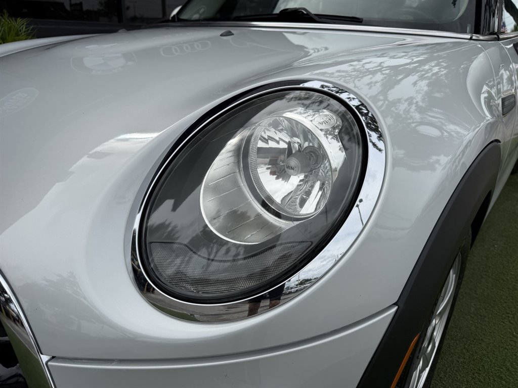 2018 MINI Hardtop - $12,995