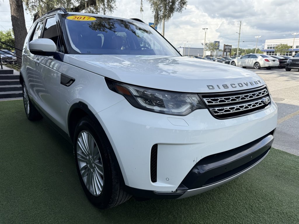 2017 Land Rover Discovery - $13,995