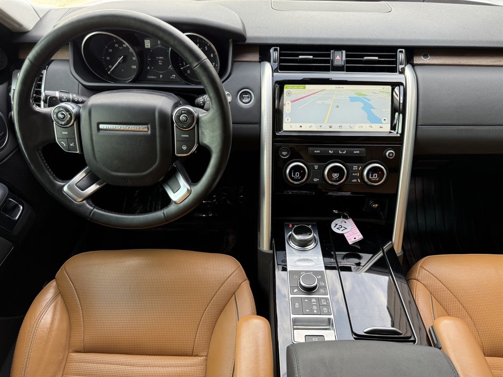 2017 Land Rover Discovery - $13,995
