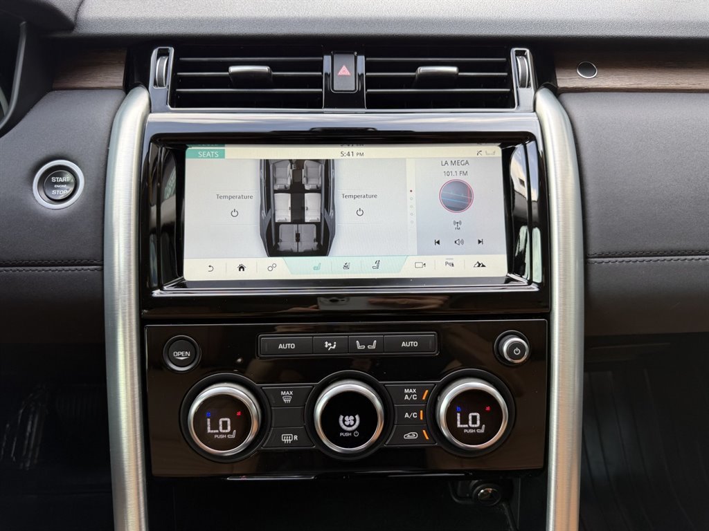 2017 Land Rover Discovery - $13,995