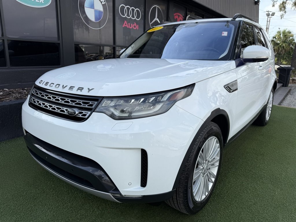 2017 Land Rover Discovery - $13,995