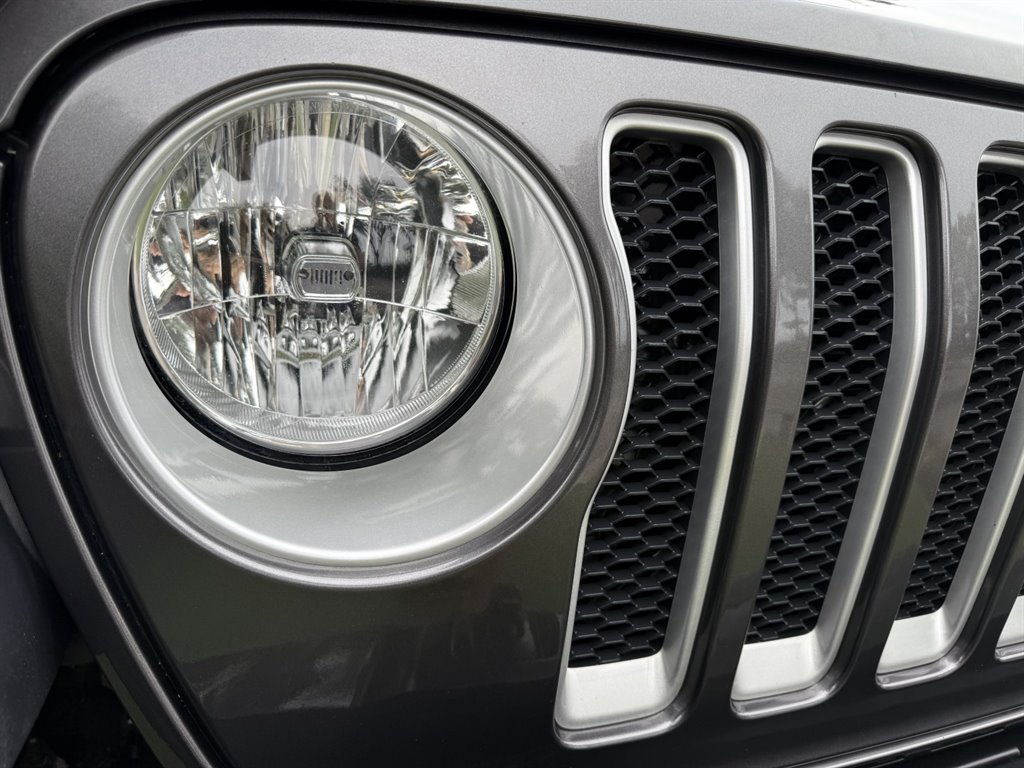 2018 Jeep Wrangler - $23,995