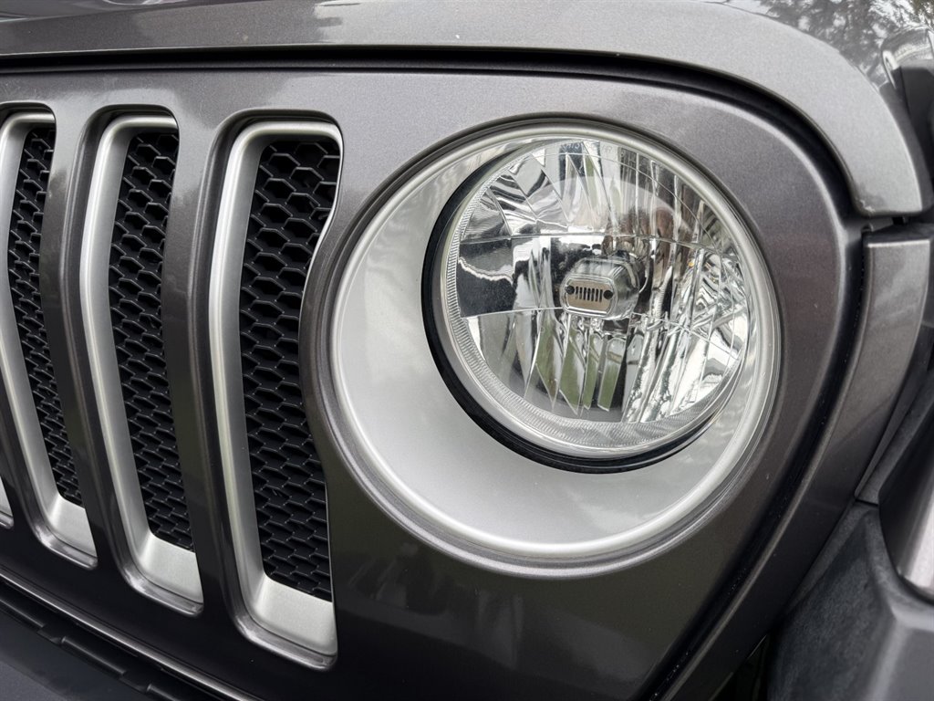 2018 Jeep Wrangler - $23,995