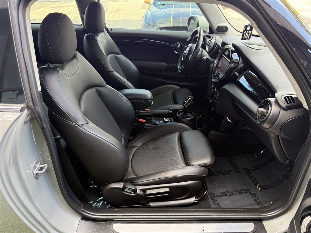 2020 MINI Hardtop - $16,995