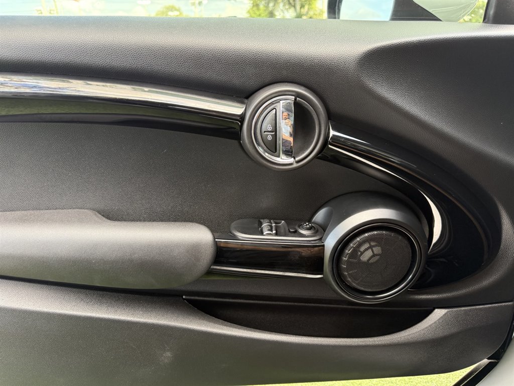 2020 MINI Hardtop - $16,995