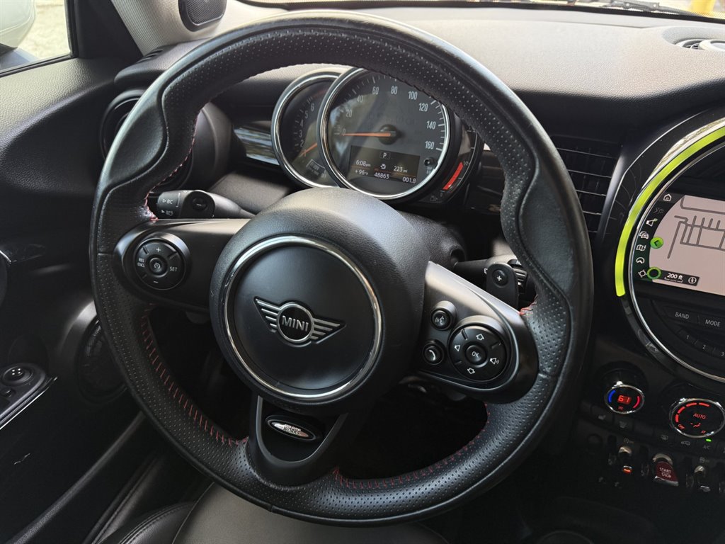 2020 MINI Hardtop - $16,995