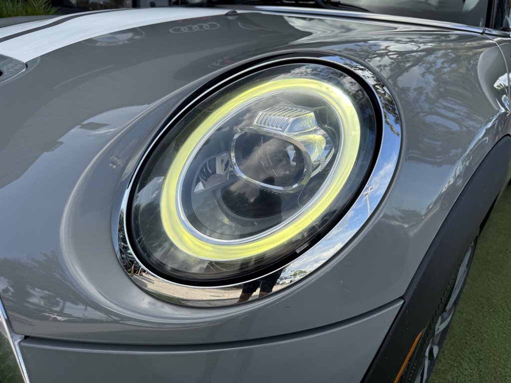 2020 MINI Hardtop - $16,995