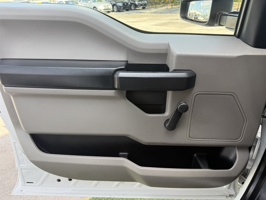 2019 Ford F250 - $25,995