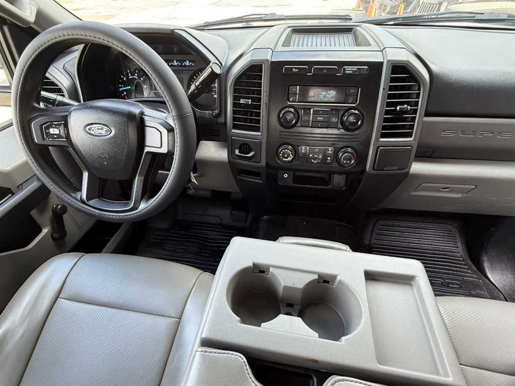 2019 Ford F250 - $25,995