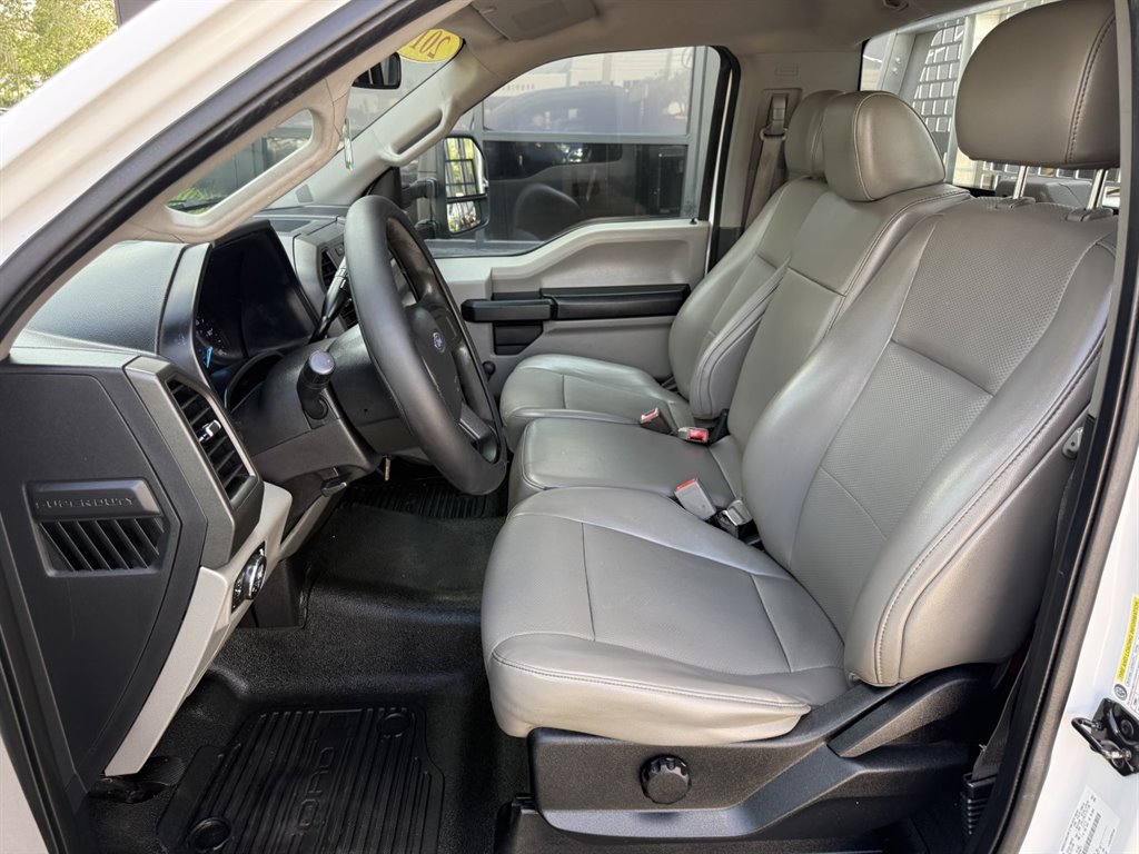 2019 Ford F250 - $25,995