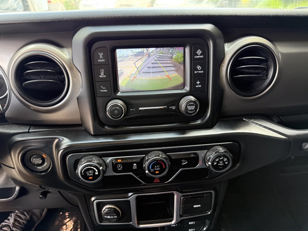 2018 Jeep Wrangler - $21,995