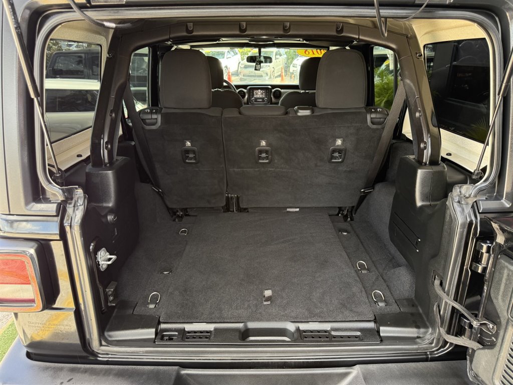 2018 Jeep Wrangler - $21,995